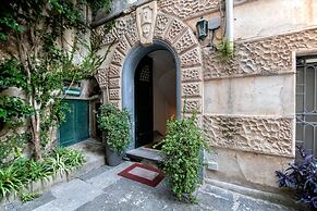 Upscale Central Amalfi Apartment In 19th-century Building