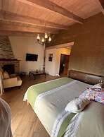 Beautiful Cabin Downtown Tapalpa Oven Mud Barbecue Grill 4 Room 12 ppl