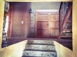 Beautiful Cabin Downtown Tapalpa Oven Mud Barbecue Grill 4 Room 12 ppl