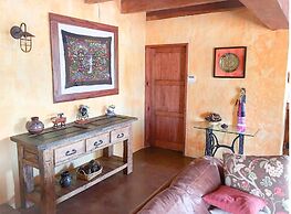 Beautiful Cabin Downtown Tapalpa Oven Mud Barbecue Grill 4 Room 12 ppl