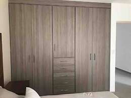 Luxury House With all the Amenities Gym Seg Aa cal Pool Tv Wifi