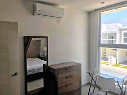 Luxury House With all the Amenities Gym Seg Aa cal Pool Tv Wifi