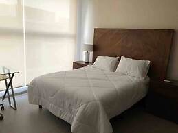 Luxury House With all the Amenities Gym Seg Aa cal Pool Tv Wifi