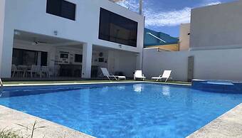 Residence Gran Alberca Grill, 4 Bedrooms 12 ppl Air Conditioning Ocean