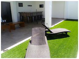 Big House Pool Grill, 4 Bedrooms 12 ppl AC Ocean View TV Wifi