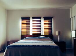 Big House Pool Grill, 4 Bedrooms 12 ppl AC Ocean View TV Wifi