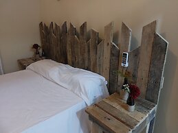 Executive Suite - Apartment 7 in Villa Coconut