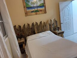 Executive Suite - Apartment 7 in Villa Coconut