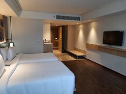 THE GAURS SAROVAR PREMIERE