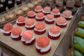 THE GAURS SAROVAR PREMIERE