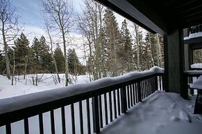 Mammoth Green 102 Amazing Unit, 300 Yards to Eagle Lifts Underground P