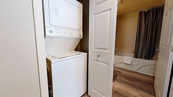 Mammoth Green 102 Amazing Unit, 300 Yards to Eagle Lifts Underground P