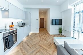 Celador Apartments - Wellington House