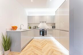 Celador Apartments - Wellington House