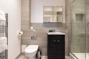 Celador Apartments - Wellington House