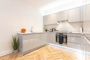 Celador Apartments - Wellington House