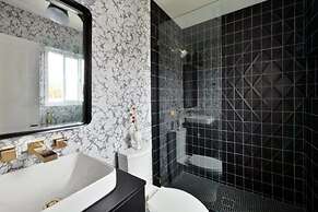 Luxury Cardiff By-the-sea Ocean View Penthouse