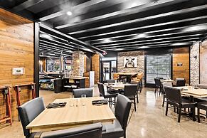Cobblestone Hotel & Suites - Superior Duluth