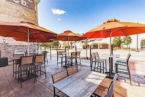 Cobblestone Hotel & Suites - Superior Duluth