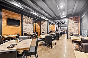 Cobblestone Hotel & Suites - Superior Duluth