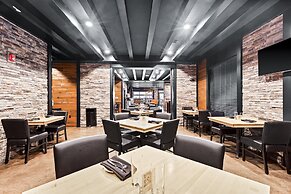 Cobblestone Hotel & Suites - Superior Duluth