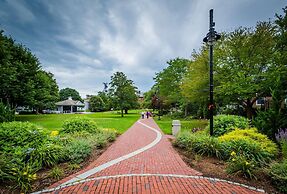 Heritage House Inn on Cape Cod