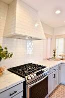 Cozy Cardiff-by-the-sea Ocean View Seacottage