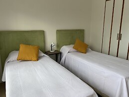 Fantastico Duplex Con Jardin y Piscina