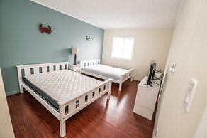 Summer Winds 202e 2 Bedroom Condo by Redawning