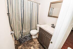 Summer Winds 202e 2 Bedroom Condo by Redawning