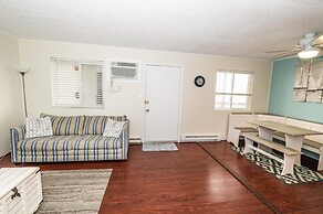 Summer Winds 202e 2 Bedroom Condo by Redawning