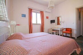 Home with View of Agios Ioannis in Tinos