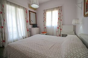 Home with View of Agios Ioannis in Tinos