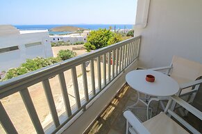 Home with View of Agios Ioannis in Tinos