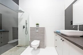 Red Brick Apartment Downtown Łódź