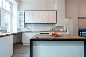 Red Brick Apartment Downtown Łódź