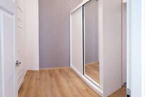 Red Brick Apartment Downtown Łódź