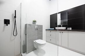 Red Brick Apartment Downtown Łódź