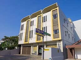 Pondok Indah Homestay by ecommerceloka