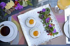 Eretria Hotel & Spa Resort