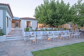 Eretria Hotel & Spa Resort