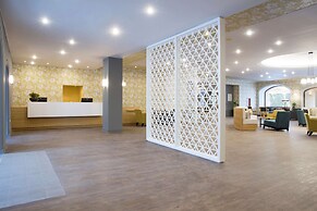 Eretria Hotel & Spa Resort