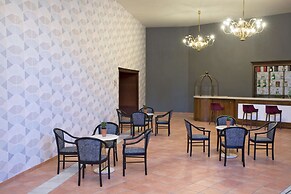 Eretria Hotel & Spa Resort