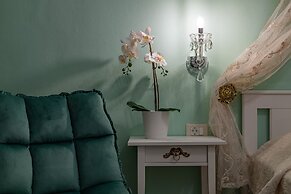 Marikas Deluxe Rooms