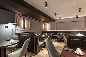 Radisson Collection Hotel, Palazzo Touring Club Milan