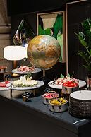 Radisson Collection Hotel, Palazzo Touring Club Milan