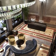 Radisson Collection Hotel, Palazzo Touring Club Milan