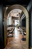 Radisson Collection Hotel, Palazzo Touring Club Milan