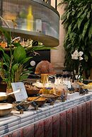 Radisson Collection Hotel, Palazzo Touring Club Milan