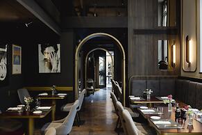 Palazzo Touring Club Milan, A Radisson Collection Hotel